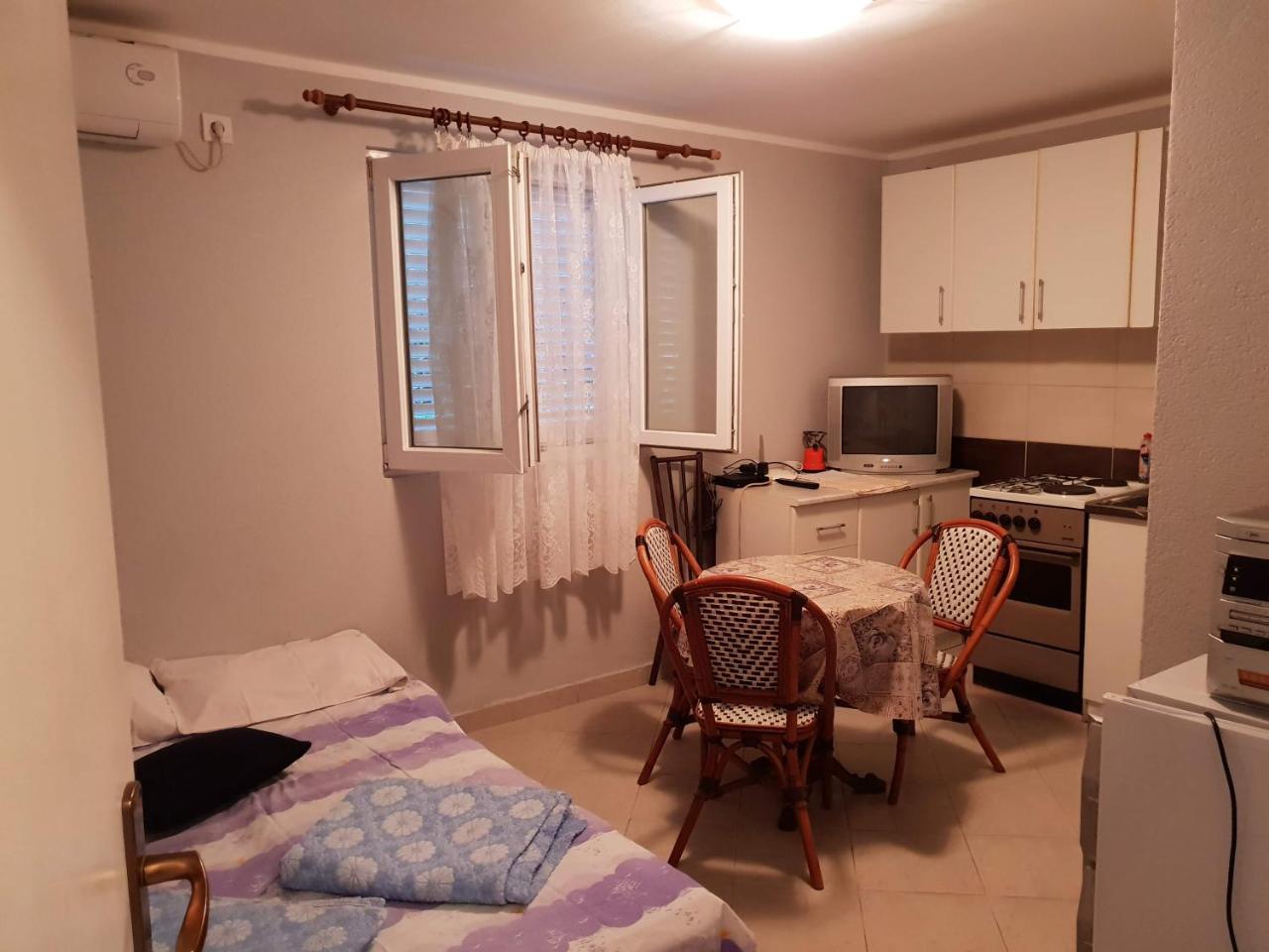 הרצג-נובי Apartment Miki מראה חיצוני תמונה